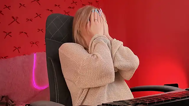 GraceGlamour online show from 03-19-25, 08:23