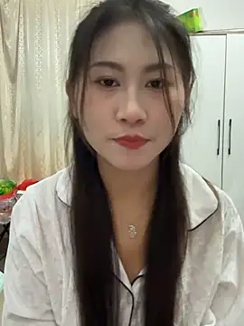 00houBainiangzi online show from 12-29-24, 08:15