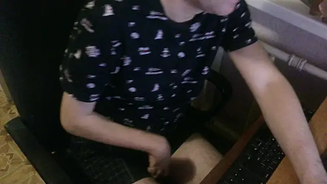 Snapshot of AlDON59 chatting on 03-02-25, 06:03 AlDON59 online show from 03-02-25, 06:03