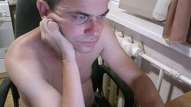 Snapshot of AlDON59 chatting on 07-09-26, 07:13 AlDON59 online show from 07-09-26, 07:13
