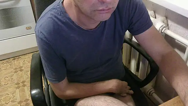 Snapshot of AlDON59 chatting on 10-02-25, 06:33 AlDON59 online show from 10-02-25, 06:33