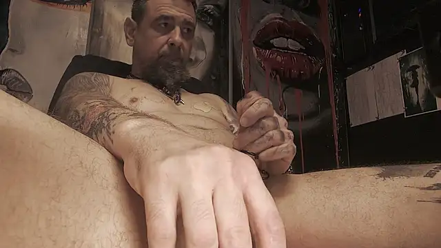 Snapshot of dani4334 chatting on 10-08-25, 06:37 dani4334 online show from 10-08-25, 06:37