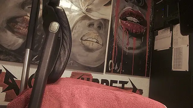 dani4334 online show from 02-10-26, 12:15