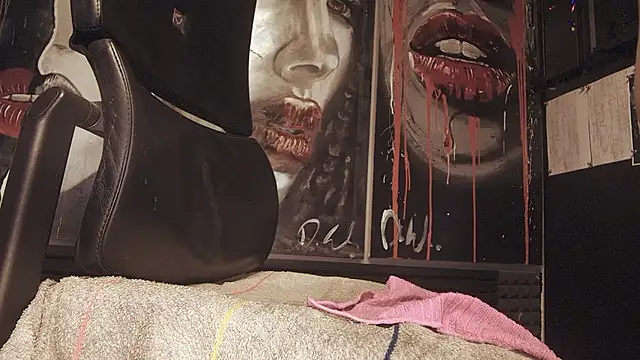 Snapshot of dani4334 chatting on 10-07-25, 08:48 dani4334 online show from 10-07-25, 08:48