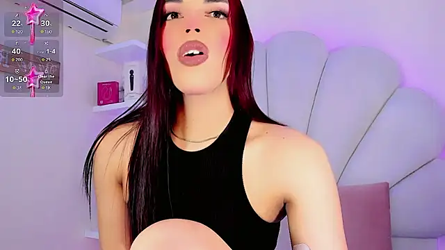 Snapshot of CandyJoselyn chatting on 04-18-26, 01:02 CandyJoselyn online show from 04-18-26, 01:02