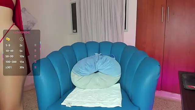 Julie Markk online show from 01-05-26, 07:06