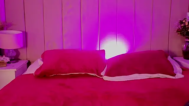 MollyBigBoobs12 online show from 03-27-26, 09:05