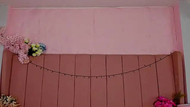 MollyBigBoobs12 online show from 11-07-25, 08:46