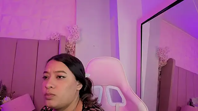 MollyBigBoobs12 online show from 07-17-26, 09:45