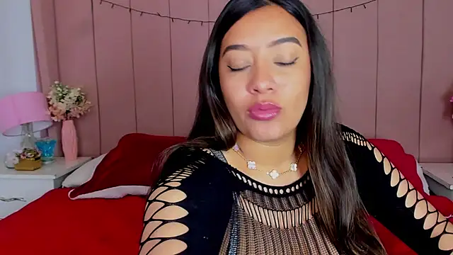 MollyBigBoobs12 online show from 11-18-25, 08:34