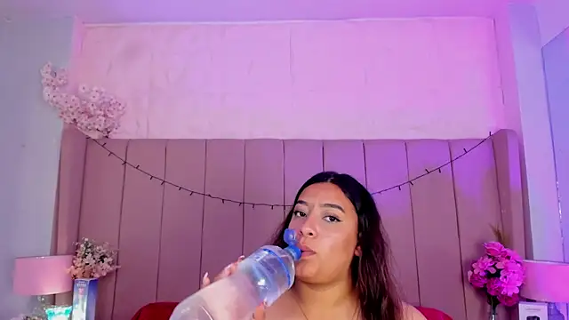 MollyBigBoobs12 online show from 10-30-25, 09:01