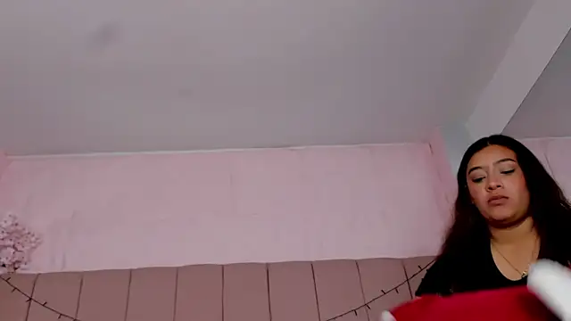 MollyBigBoobs12 online show from 11-01-25, 08:57