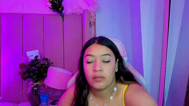 MollyBigBoobs12 online show from 02-24-26, 09:04