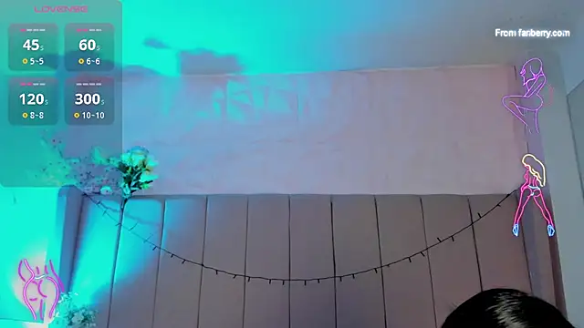 MollyBigBoobs12 online show from 12-03-25, 08:52