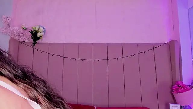 MollyBigBoobs12 online show from 11-25-25, 08:42