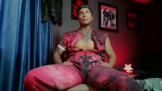 Leonnardo Jaramillo online show from 03-04-26, 03:53