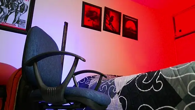 Leonnardo Jaramillo online show from 09-11-25, 12:05