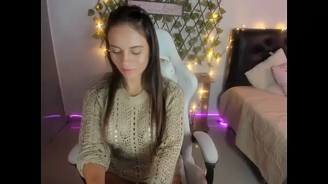 Sara lopez 28 online show from 11-11-25, 02:45