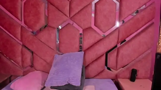 Eimy Sexy  online show from 04-16-26, 01:45