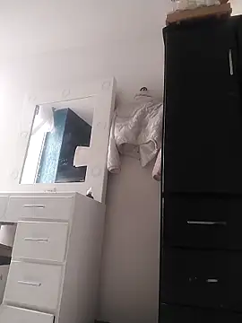 sharoncute1 online show from 11-14-25, 04:10