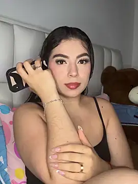 IsabellaAnngel online show from 04-06-26, 01:56