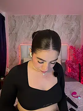 IsabellaAnngel online show from 06-21-26, 01:44