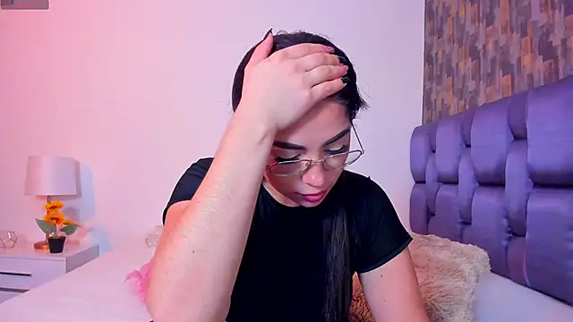 Snapshot of IsabellaAnngel chatting on 02-28-25, 01:37 IsabellaAnngel online show from 02-28-25, 01:37