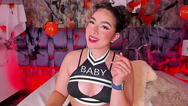 IsabellaAnngel online show from 10-29-25, 01:48