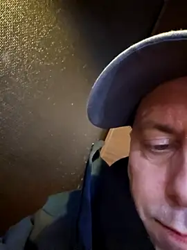 Snapshot of HeteroHotGuy1 chatting on 02-23-25, 01:57 HeteroHotGuy1 online show from 02-23-25, 01:57