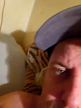 Snapshot of HeteroHotGuy1 chatting on 02-24-25, 11:52 HeteroHotGuy1 online show from 02-24-25, 11:52