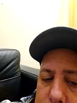 Snapshot of HeteroHotGuy1 chatting on 02-22-25, 09:48 HeteroHotGuy1 online show from 02-22-25, 09:48