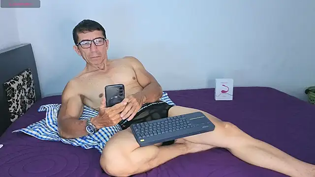 KALE 19 online show from 03-05-26, 02:52