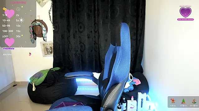 Snapshot of natasha777_v chatting on 01-22-25, 12:48 natasha777 v online show from 01-22-25, 12:48