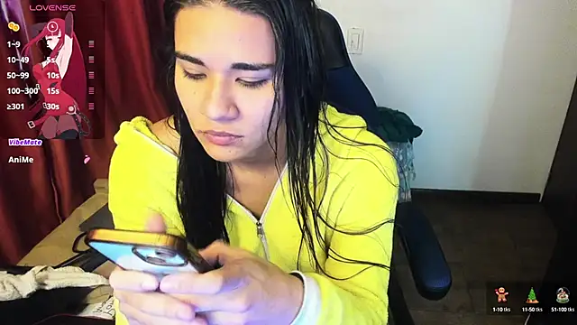 Snapshot of natasha777_v chatting on 10-17-25, 08:54 natasha777 v online show from 10-17-25, 08:54