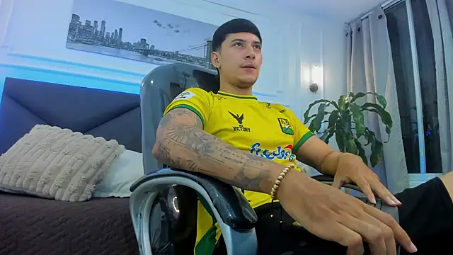 Damian23   online show from 12-03-25, 10:47