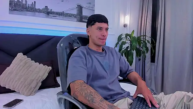 Damian23   online show from 12-19-25, 10:39