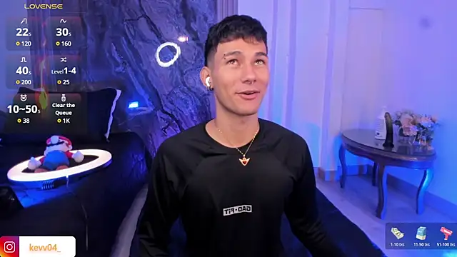 Snapshot of Alexx_tc chatting on 02-07-26, 03:47 Alexx tc online show from 02-07-26, 03:47