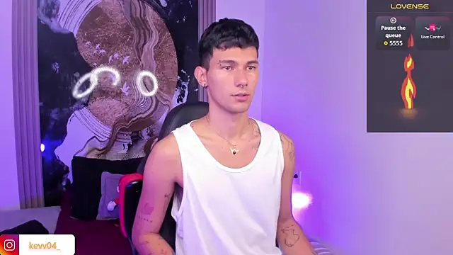 Snapshot of Alexx_tc chatting on 02-20-26, 02:08 Alexx tc online show from 02-20-26, 02:08