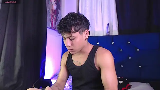 Sexys Boys Hot1 online show from 03-10-26, 01:20