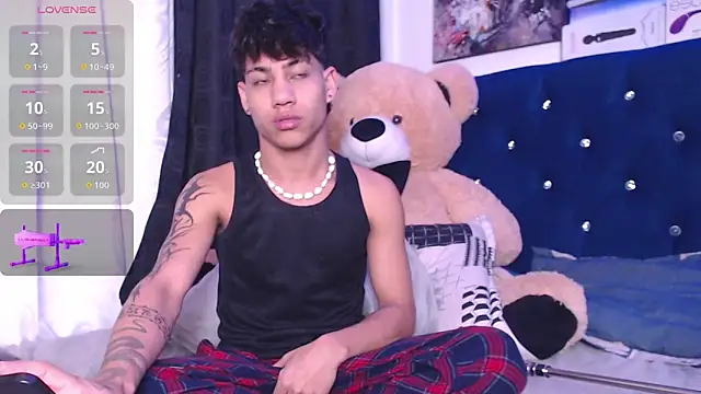 Sexys Boys Hot1 online show from 11-07-25, 02:38