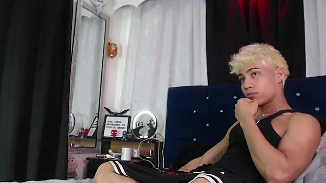 Sexys Boys Hot1 online show from 07-17-26, 01:03