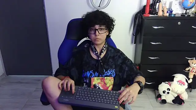 thomascooper7 online show from 04-03-26, 08:37