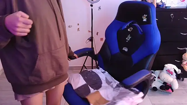 thomascooper7 online show from 11-28-25, 06:41