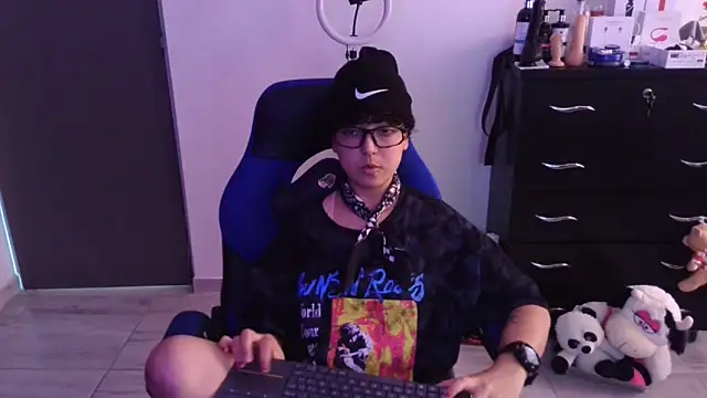 thomascooper7 online show from 02-07-26, 07:44