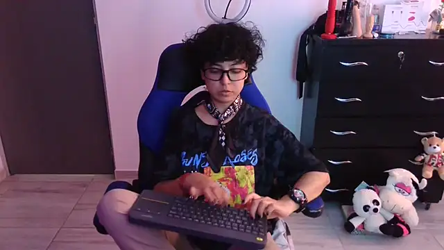 thomascooper7 online show from 03-20-26, 07:37