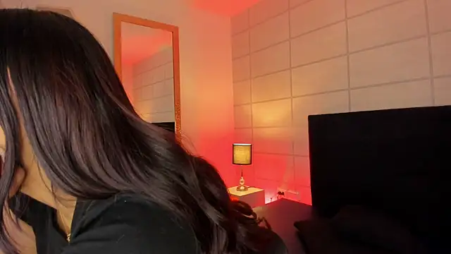 Christine Laam online show from 11-11-25, 12:11