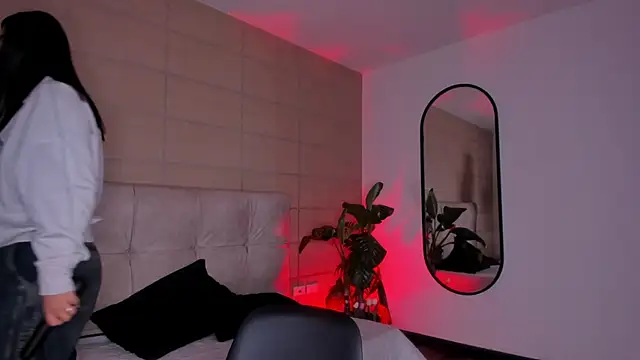 Christine Laam online show from 02-10-26, 12:15