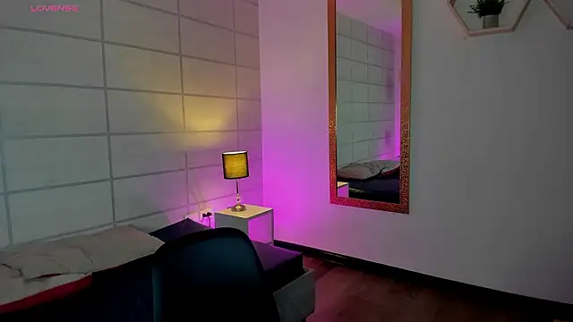 Christine Laam online show from 03-03-26, 12:12