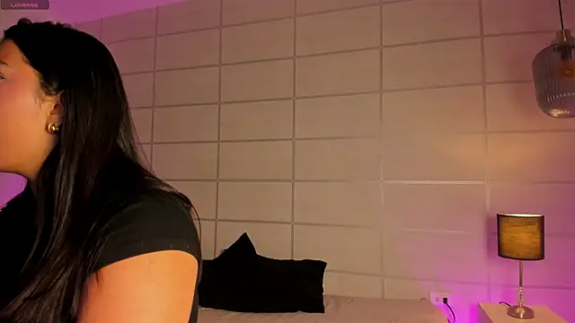 Christine Laam online show from 04-08-26, 12:06