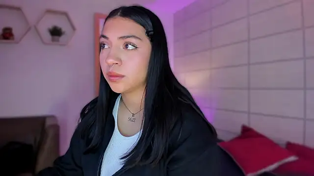 Christine Laam online show from 03-16-26, 11:58